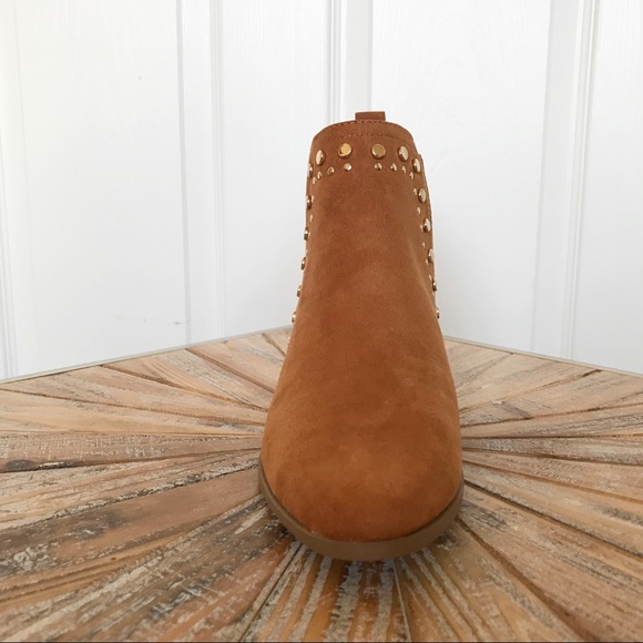 NWT Shoe Dazzle Studded Faux Suede Booties - Picture 4 of 9